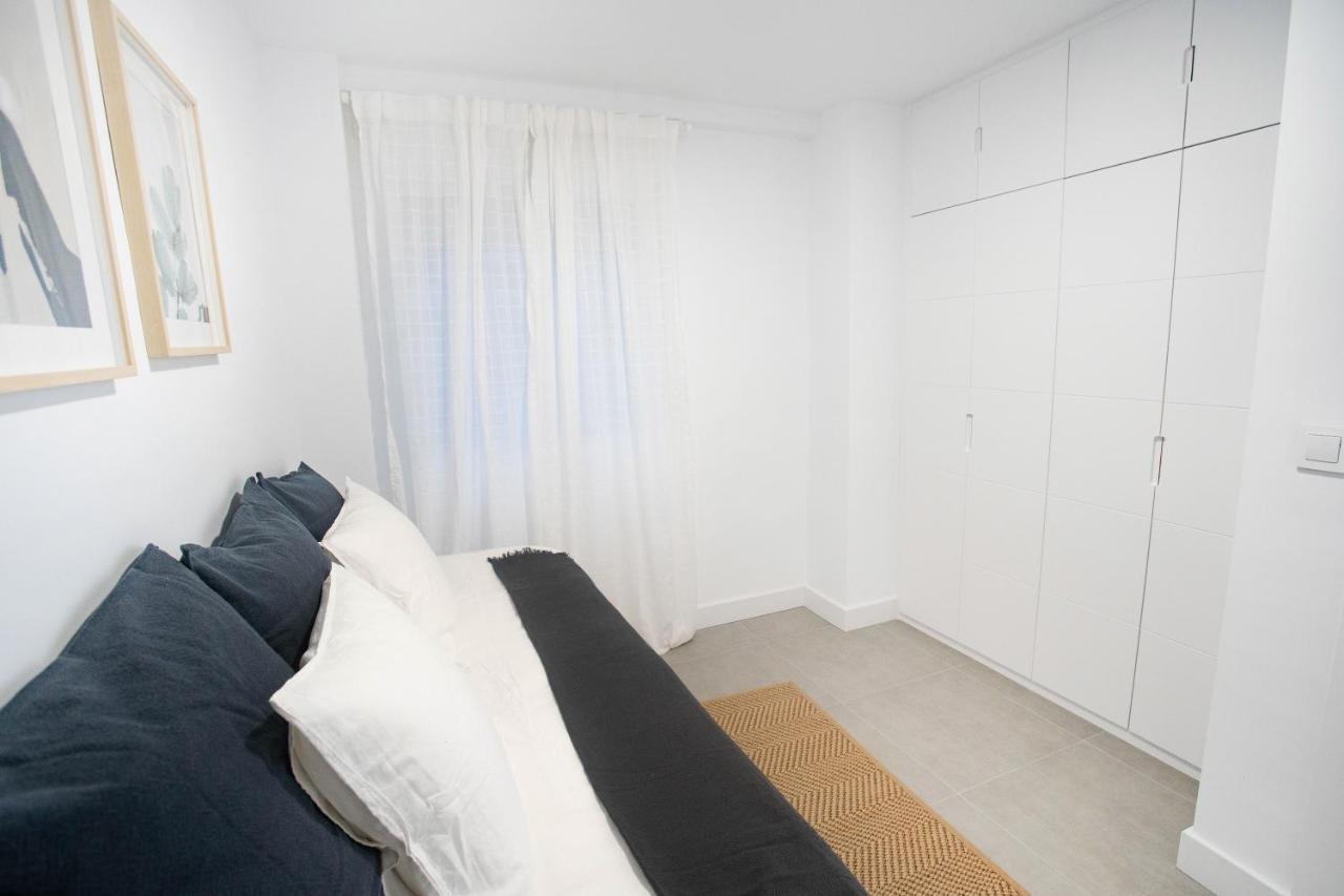 Enjoy On The Beachfront Apartment Málaga